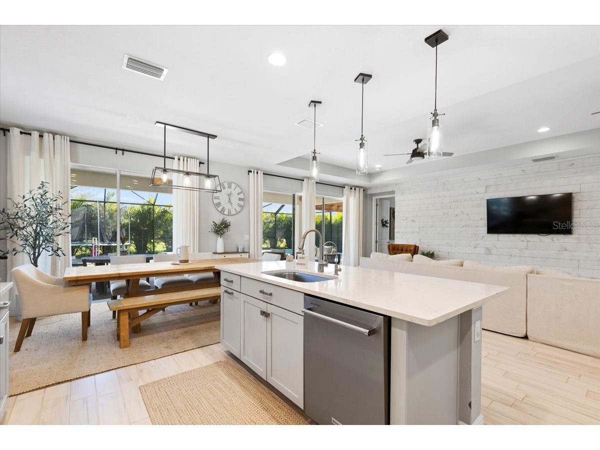 2017 Woodleaf Hammock Court Bradenton FL 34211 A4693946 image23