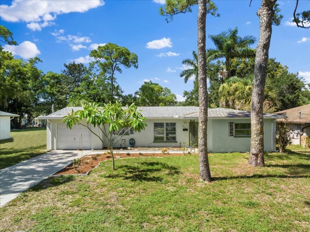2018 18th Avenue W Bradenton FL 34205 A4579694 image1