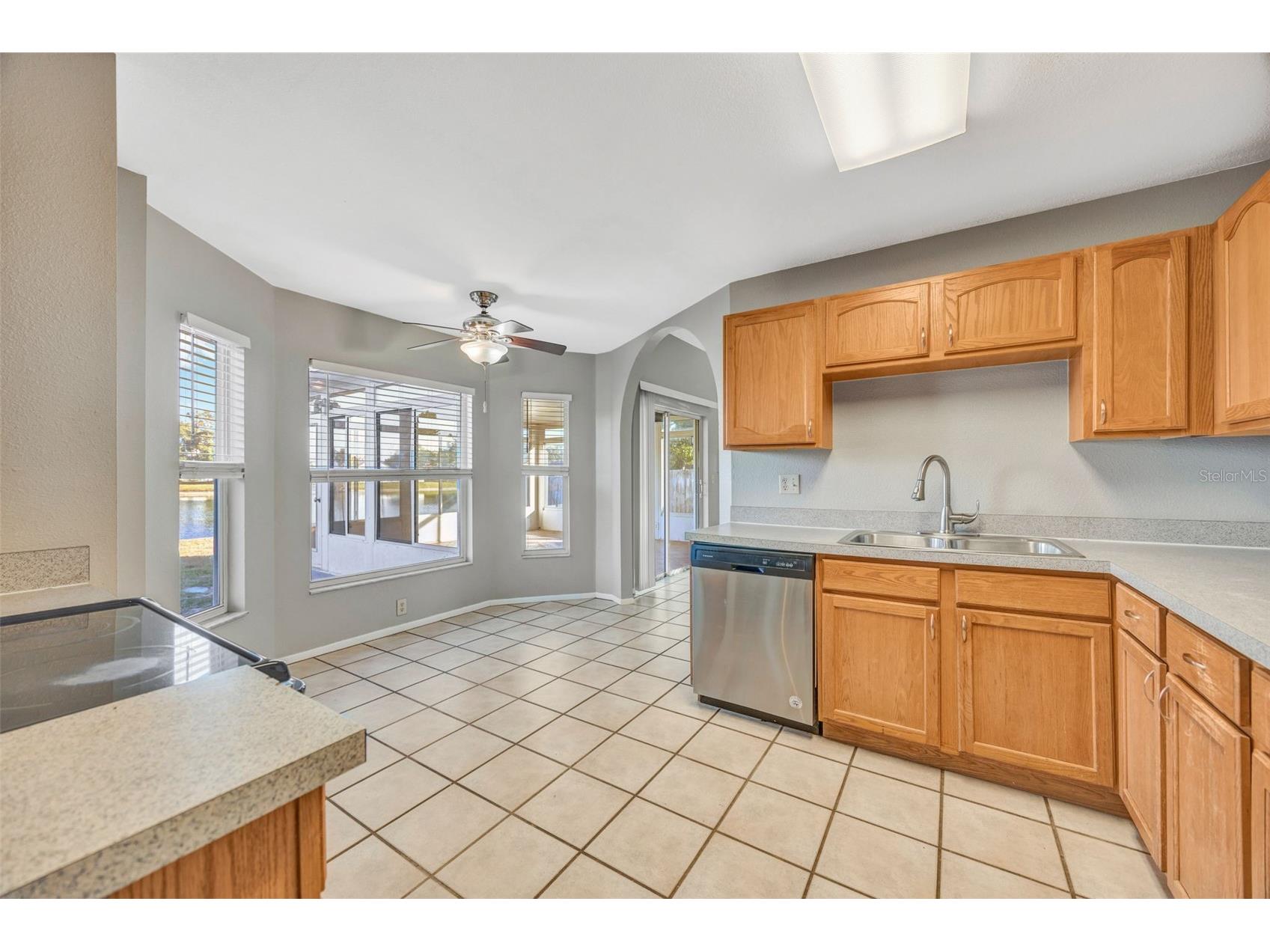2018 Chelam Way Brandon FL 33511 TB8467745 image9