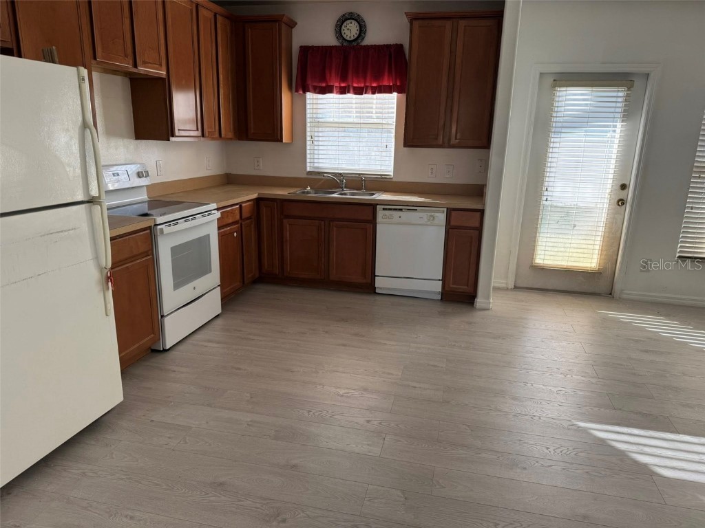 2018 Cypress Bay Boulevard Kissimmee FL 34743 O6314332 image2