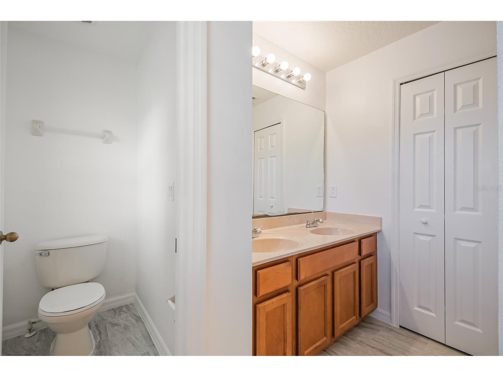 2018 Cypress Bay Boulevard Kissimmee FL 34743 O6373358 image17