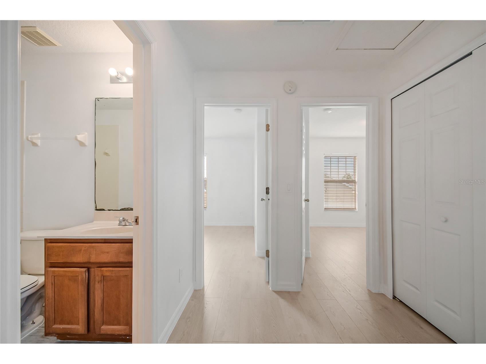2018 Cypress Bay Boulevard Kissimmee FL 34743 O6373358 image19