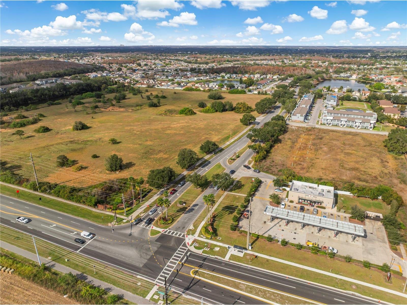 2018 Cypress Bay Boulevard Kissimmee FL 34743 O6373358 image33