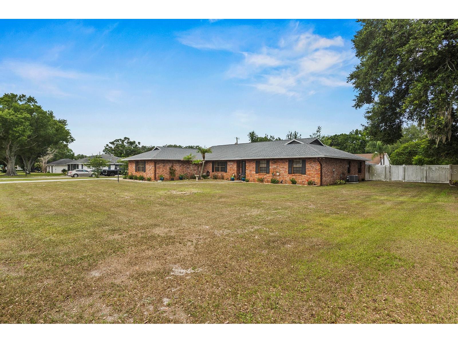 2018 High Glen Court N. Lakeland FL 33813 L4962683 image2