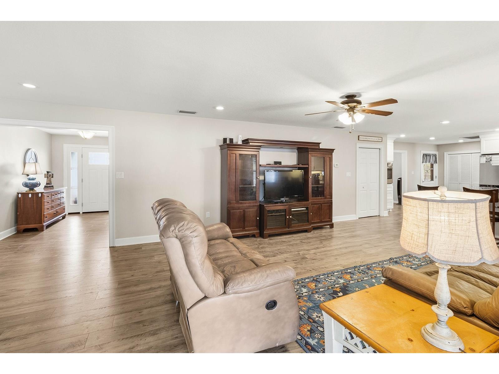 2018 High Glen Court N. Lakeland FL 33813 L4962683 image20