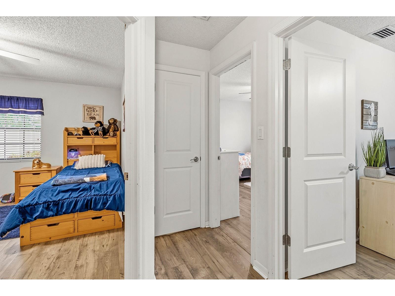 2018 High Glen Court N. Lakeland FL 33813 L4962683 image36