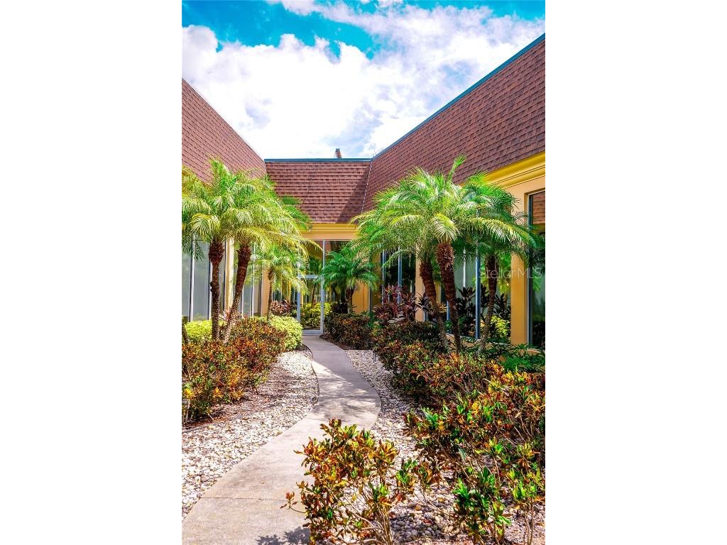 2018 Inverness Greens Drive #2018 Sun City Center FL 33573 TB8409941 image62