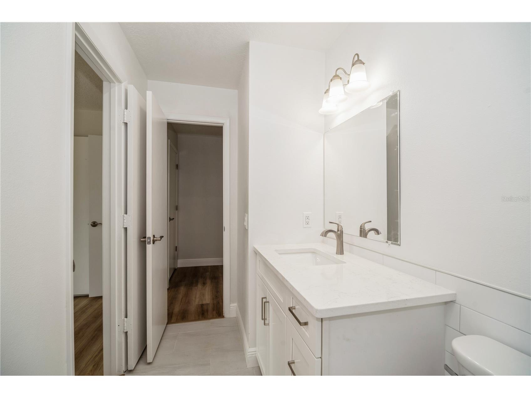 2018 Manor Drive NE Palm Bay FL 32905 O6399181 image21