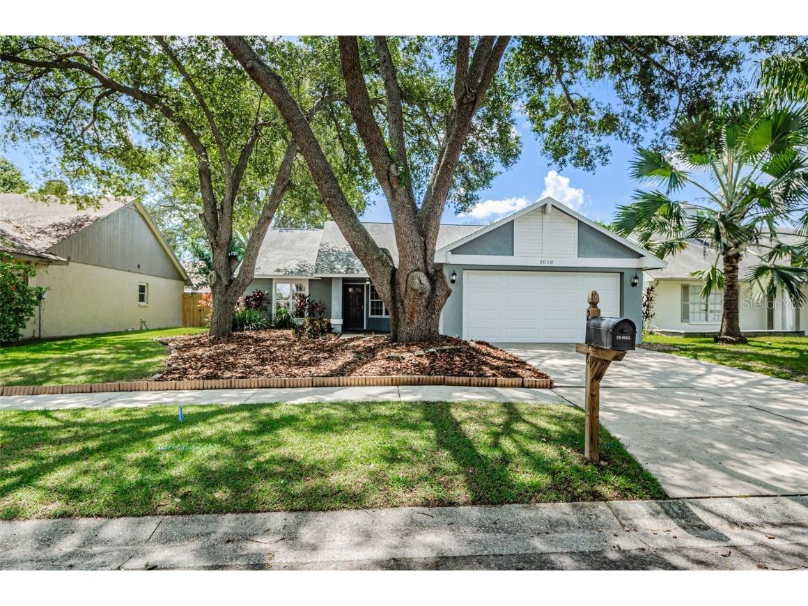 2018 Shadow Pine Drive Brandon FL 33511 U8207743 image1