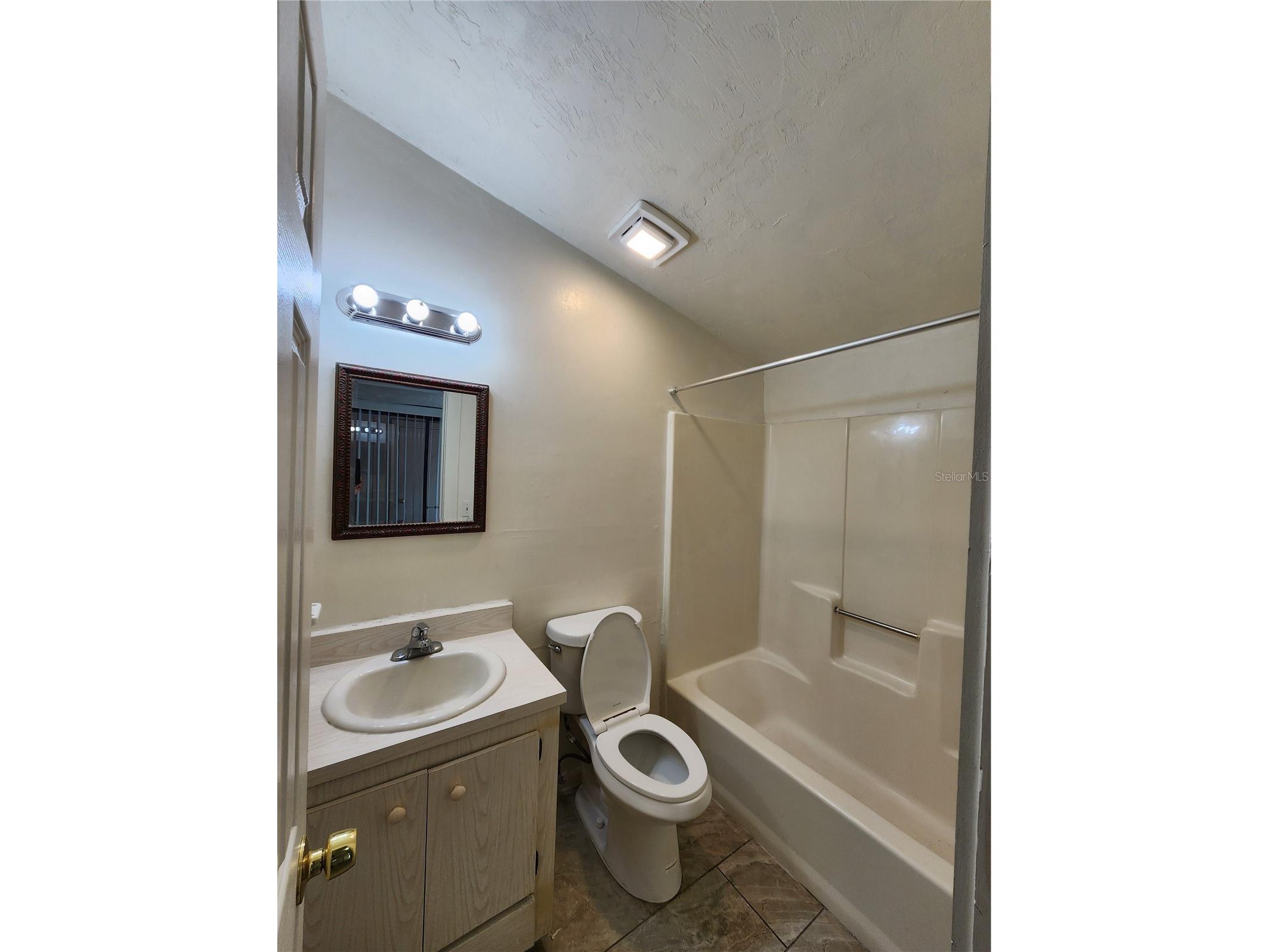 2018 SW 70th Terrace Gainesville FL 32607 GC538692 image6