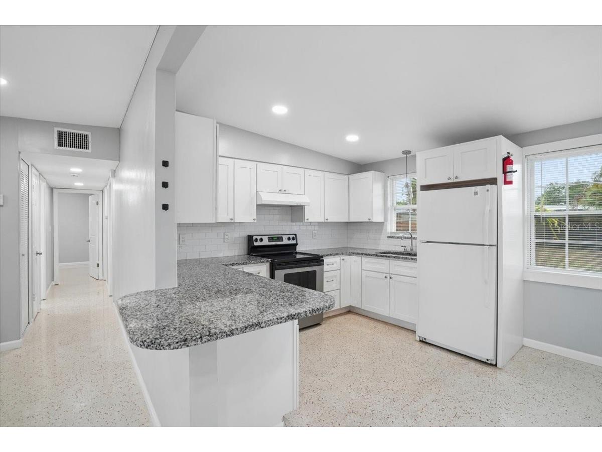 2019 24th Avenue W Bradenton FL 34205 TB8526829 image3