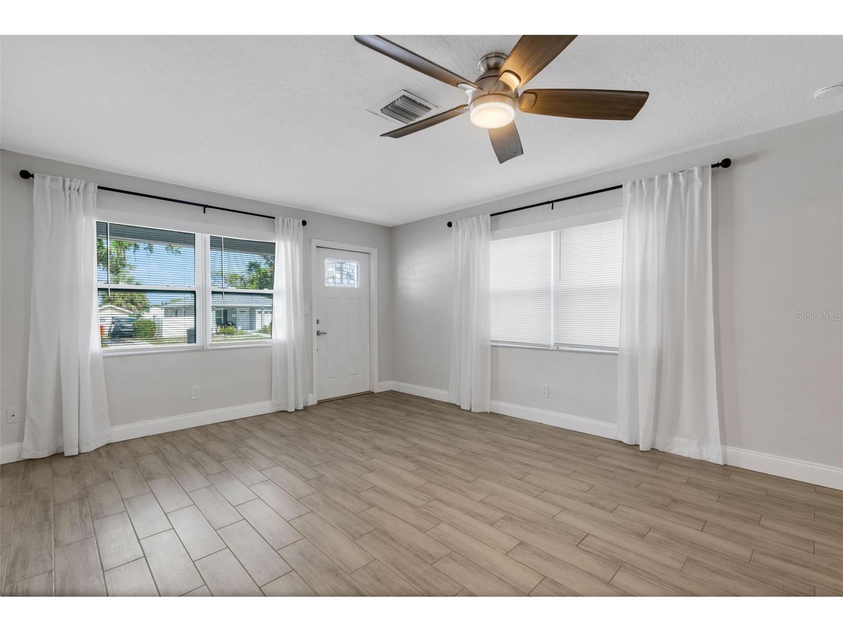 2019 42nd Street S Saint Petersburg FL 33711 TB8511749 image16