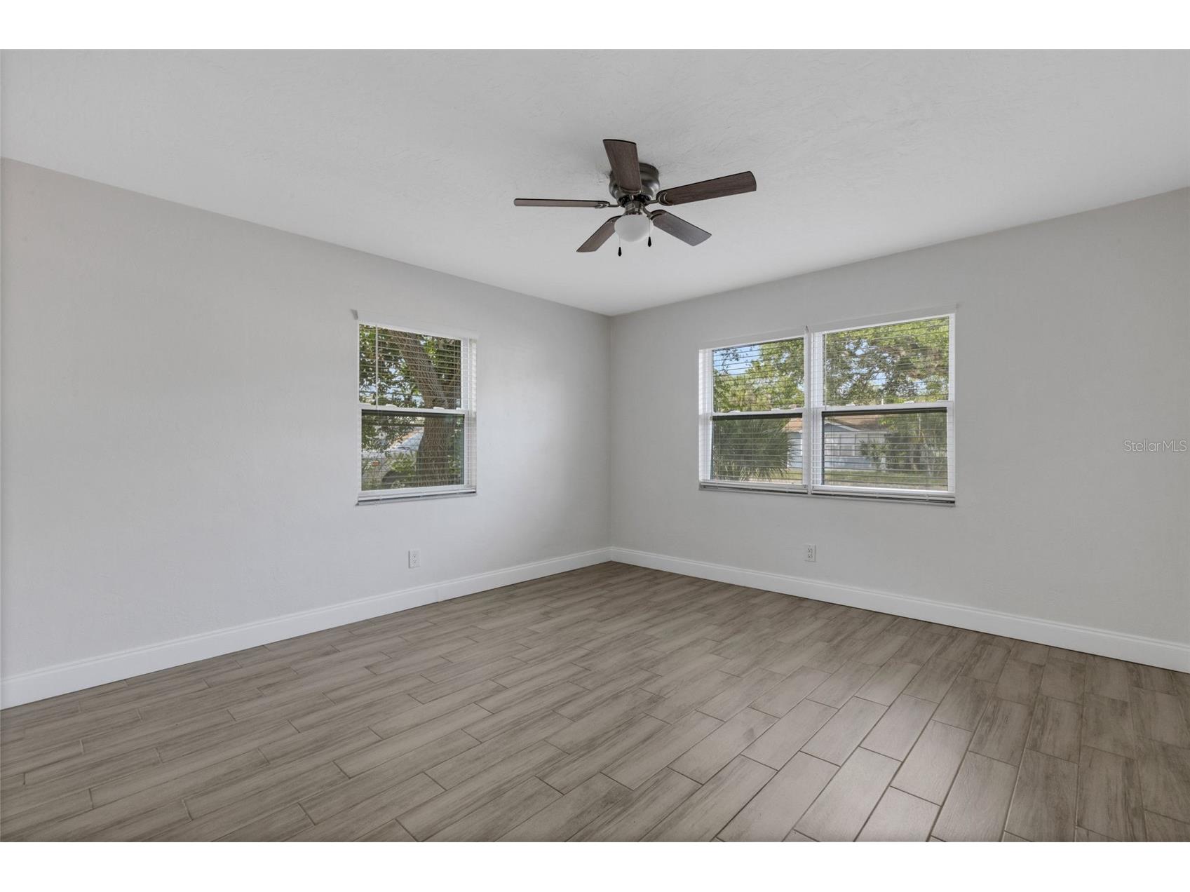 2019 42nd Street S Saint Petersburg FL 33711 TB8511749 image31