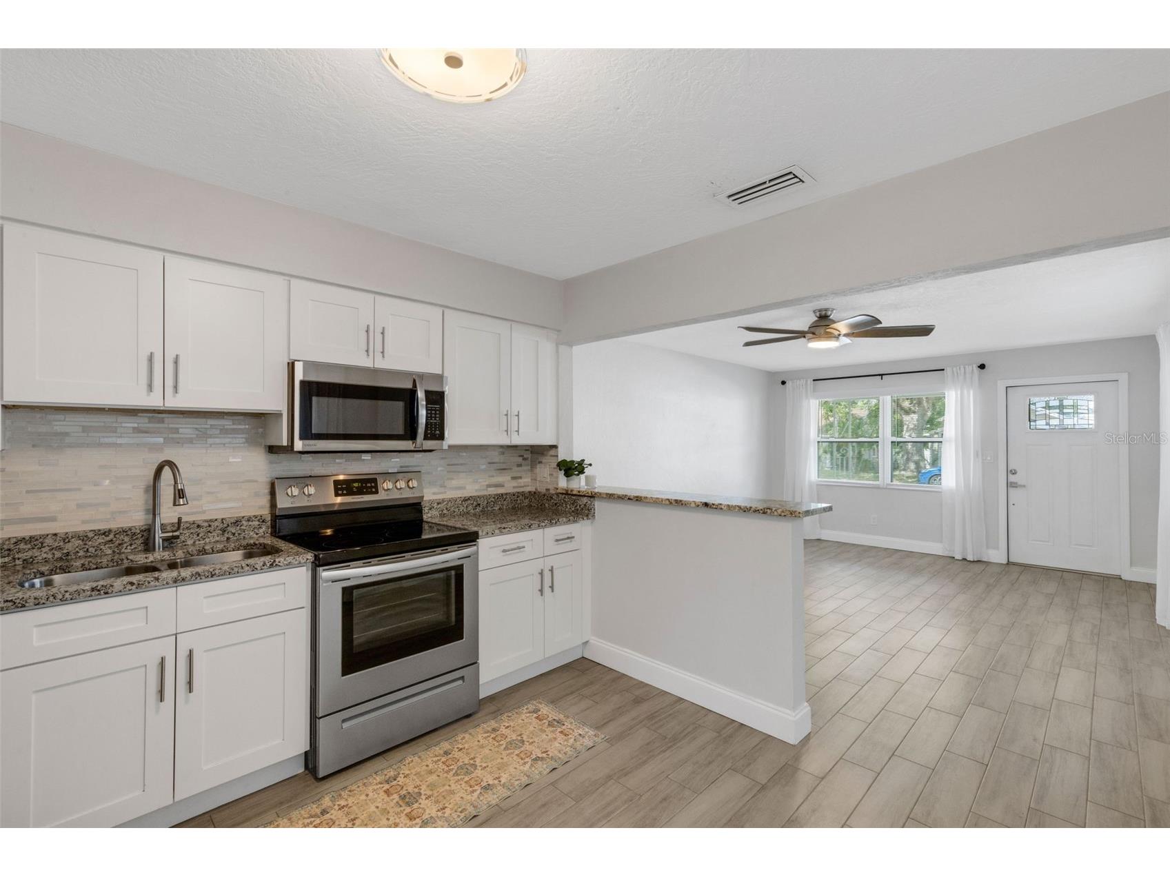 2019 42nd Street S Saint Petersburg FL 33711 TB8511749 image5