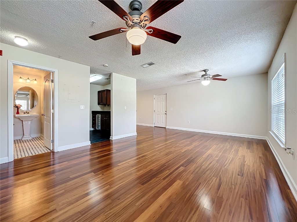 2019 Dixie Belle Drive #2019T Orlando FL 32812 O6340568 image9