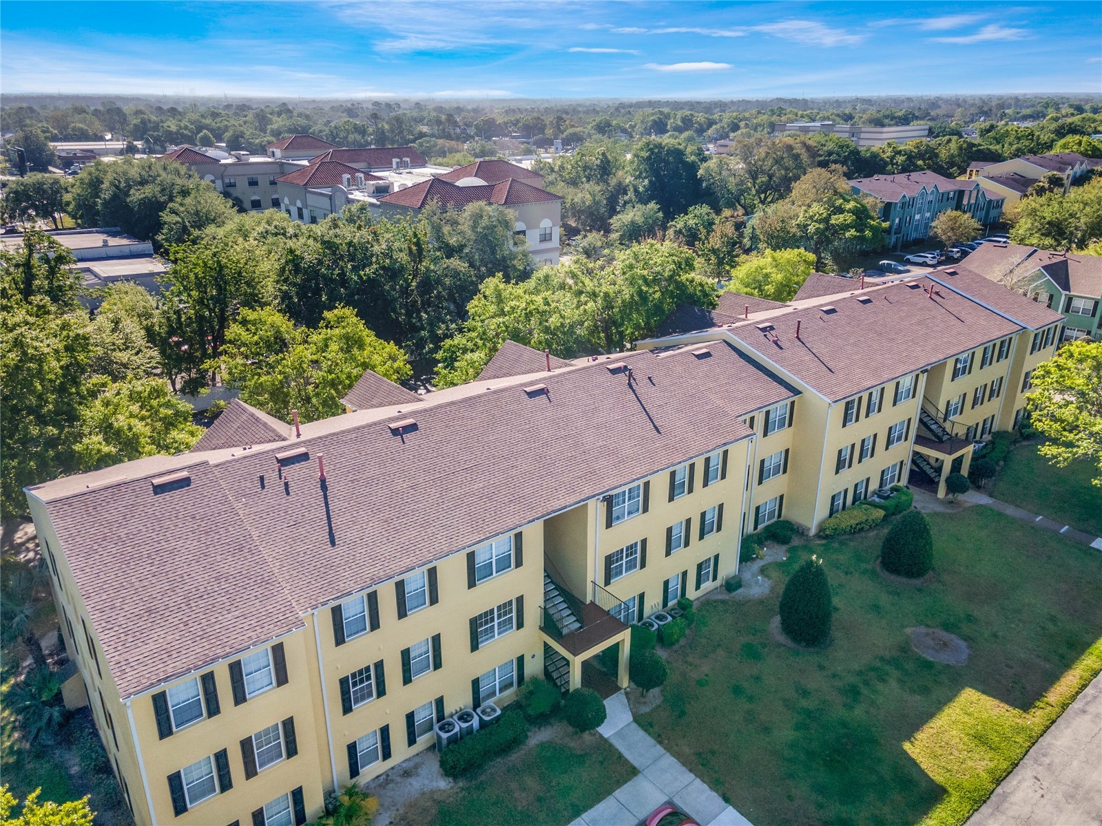 2019 Dixie Belle Drive #2019W Orlando FL 32812 O6386833 image2