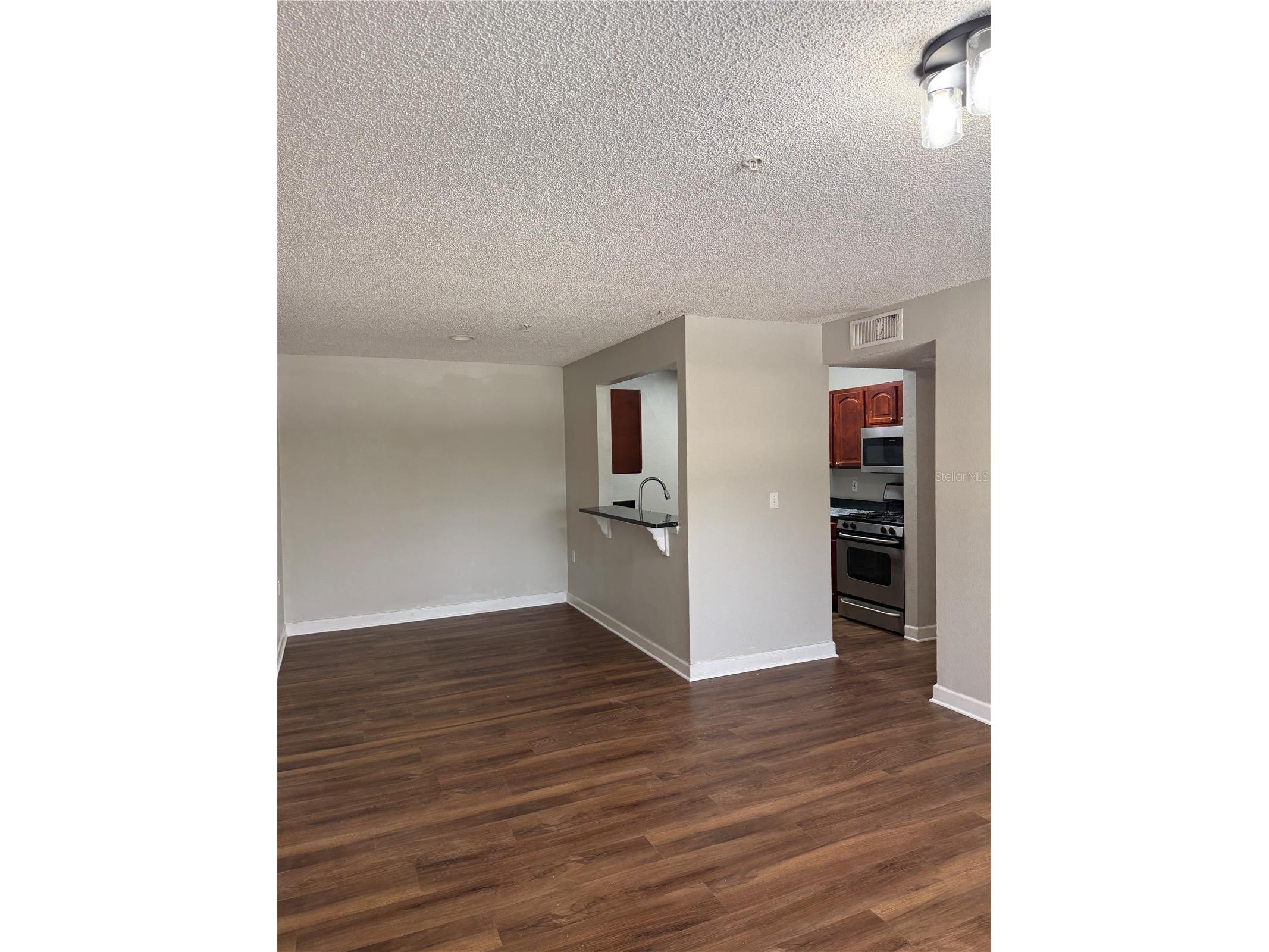 2019 Dixie Belle Drive #2019W Orlando FL 32812 O6386833 image3