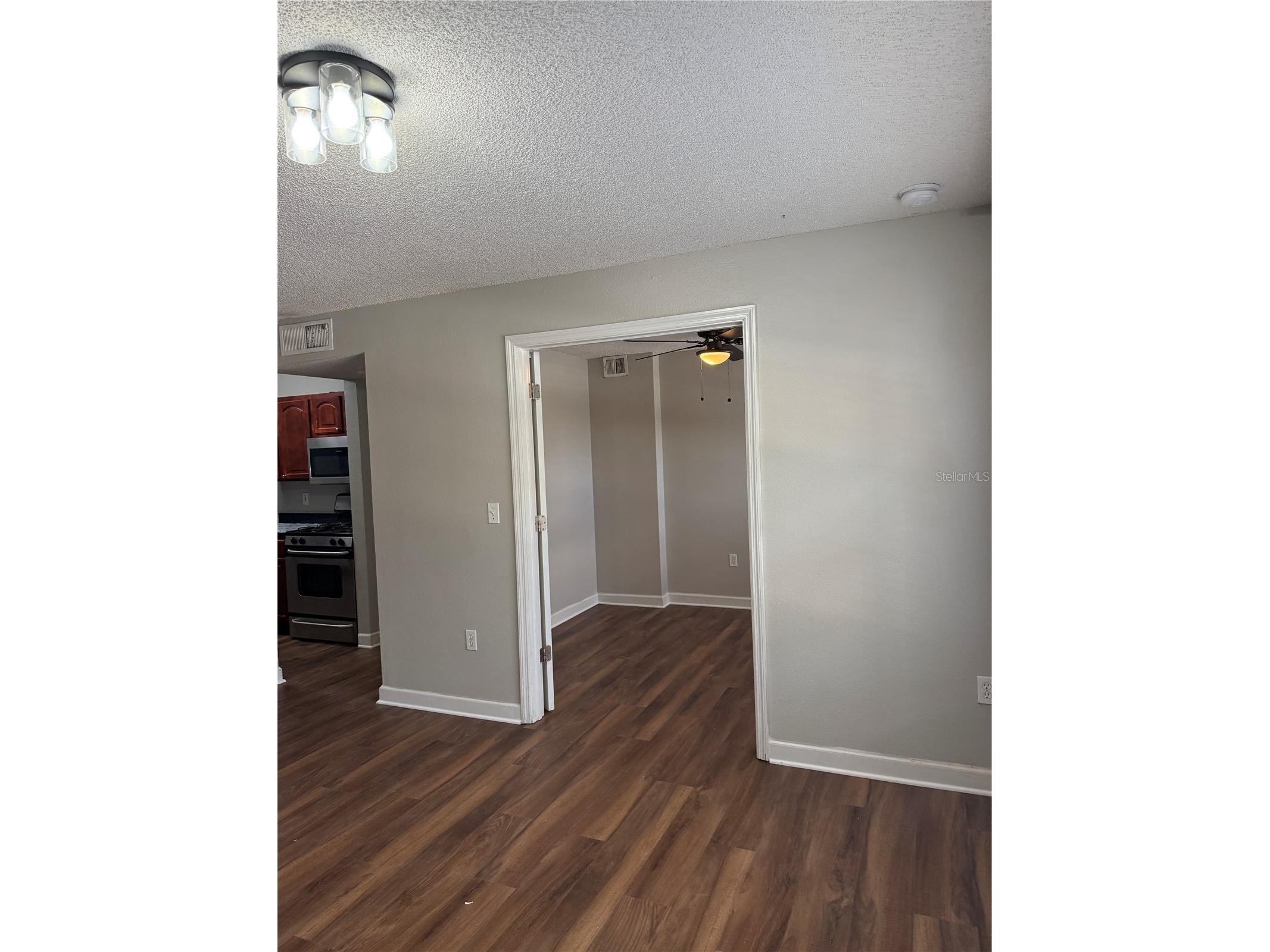 2019 Dixie Belle Drive #2019W Orlando FL 32812 O6386833 image6