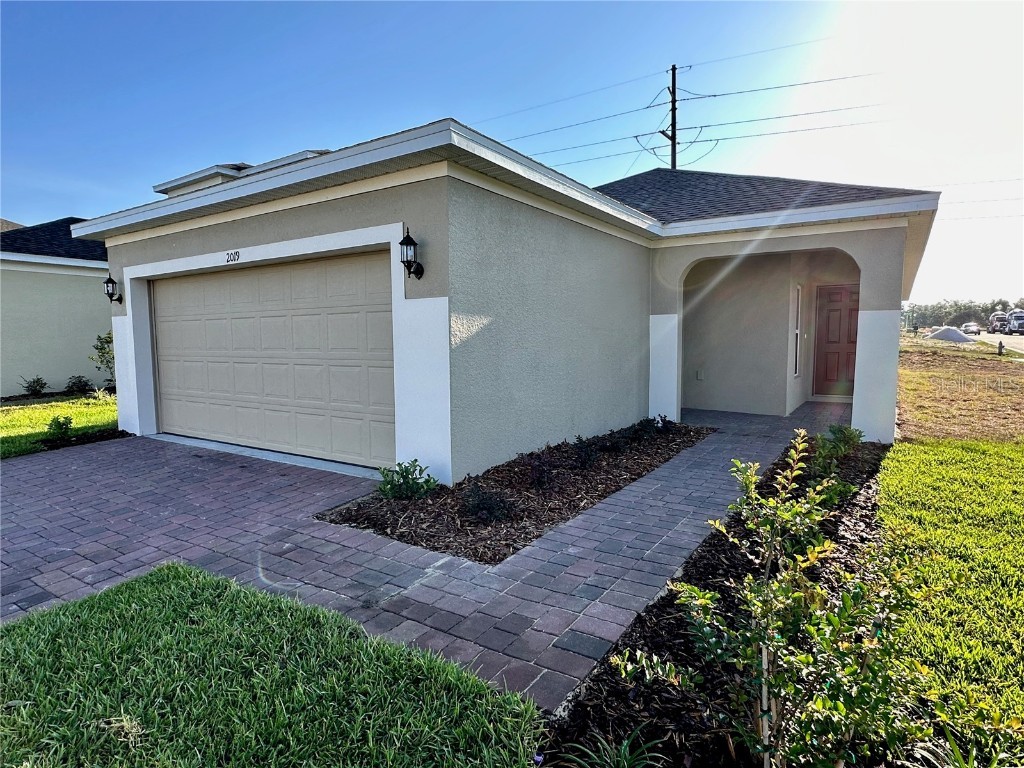 2019 Handsome Hill Lane Davenport FL 33837 S5083127 image1