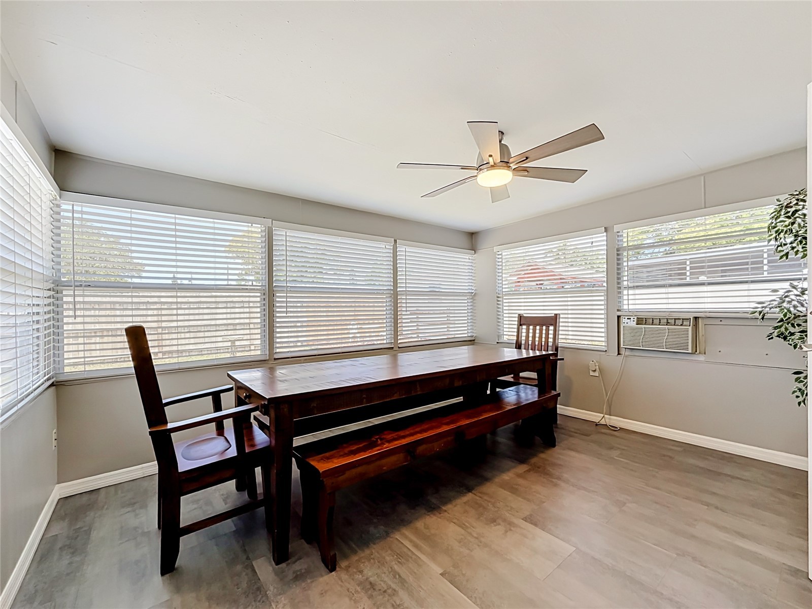 2019 Hess Drive Holiday FL 34691 TB8523301 image18