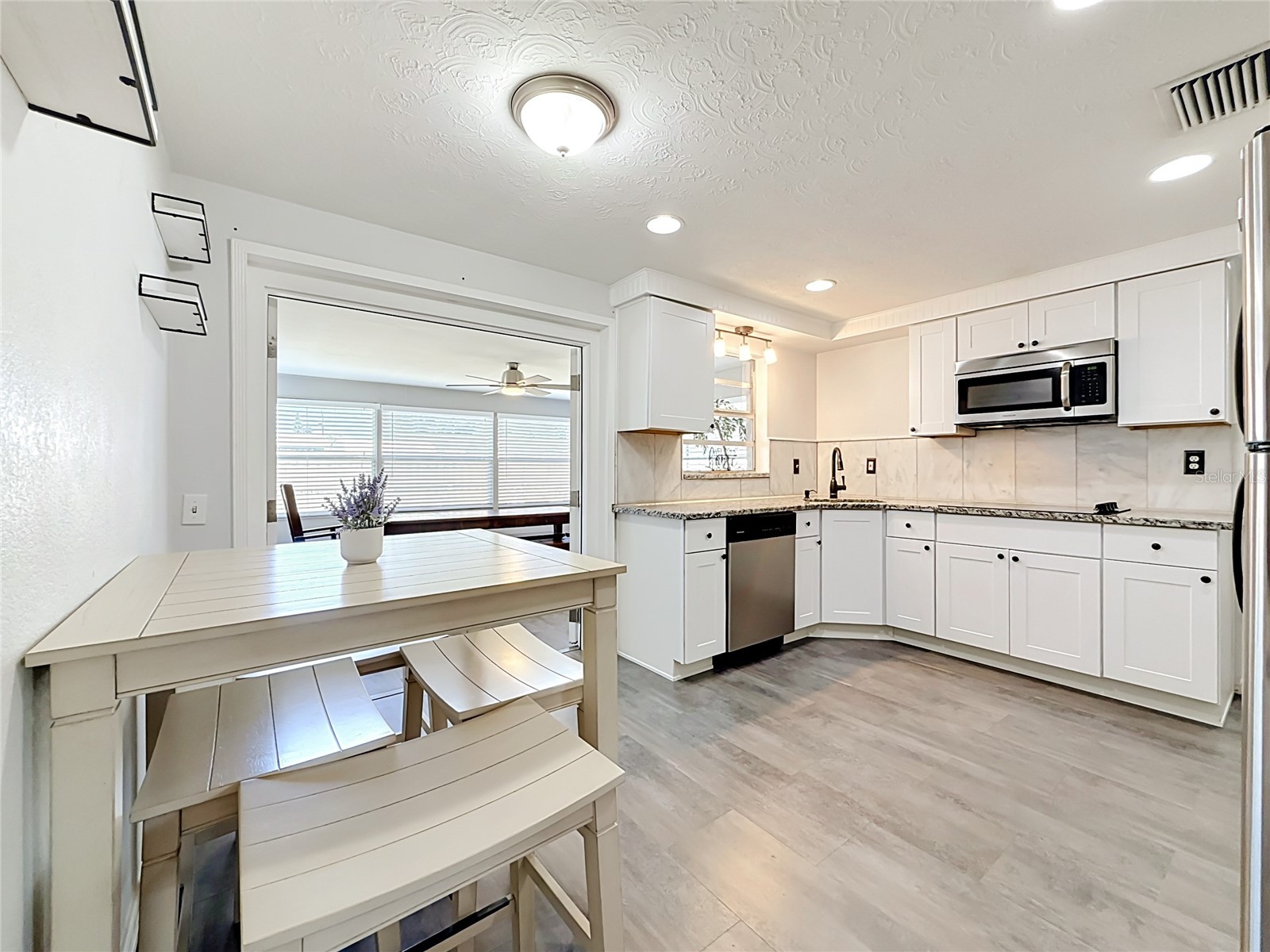 2019 Hess Drive Holiday FL 34691 TB8523301 image9