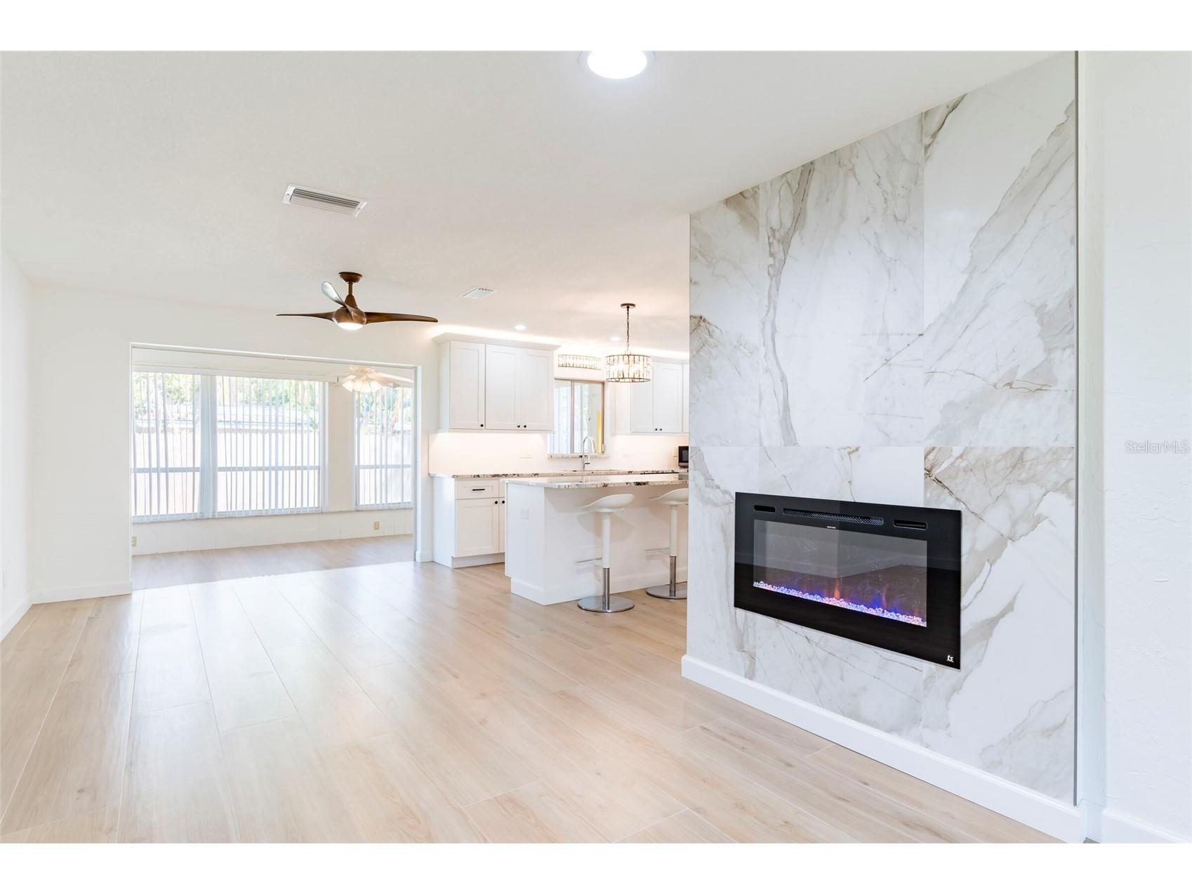 2019 Inner Circle S Saint Petersburg FL 33712 TB8367303 image10