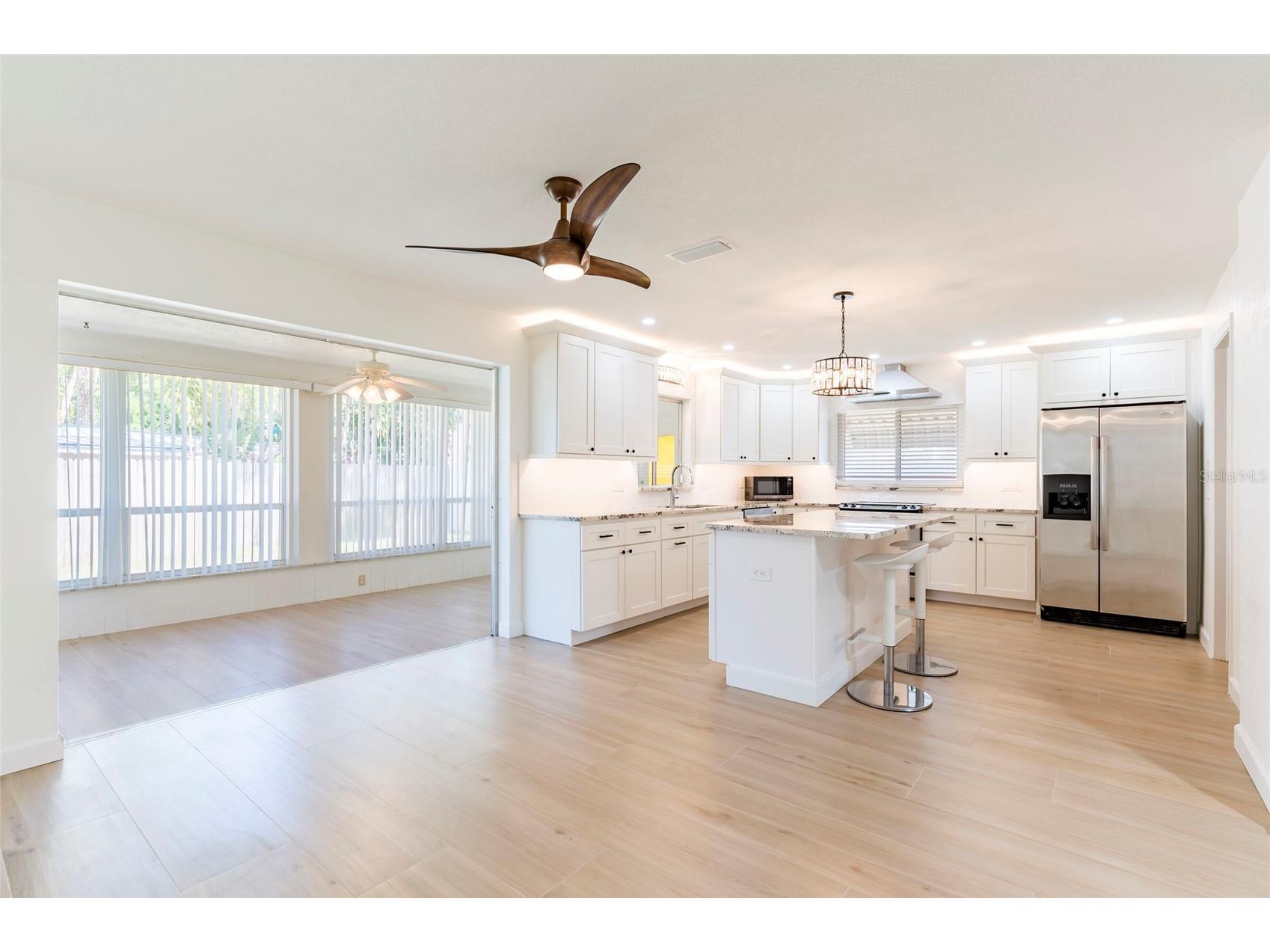 2019 Inner Circle S Saint Petersburg FL 33712 TB8367303 image11