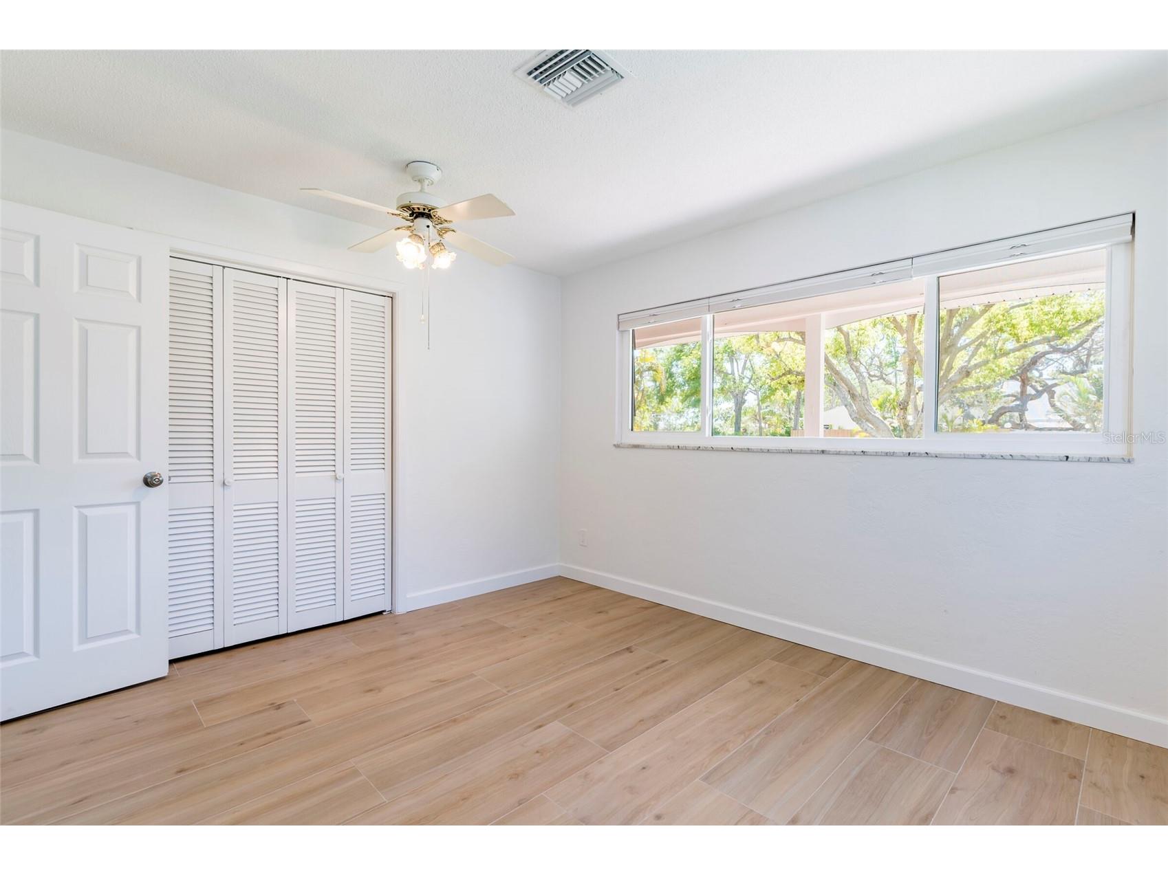 2019 Inner Circle S Saint Petersburg FL 33712 TB8367303 image23