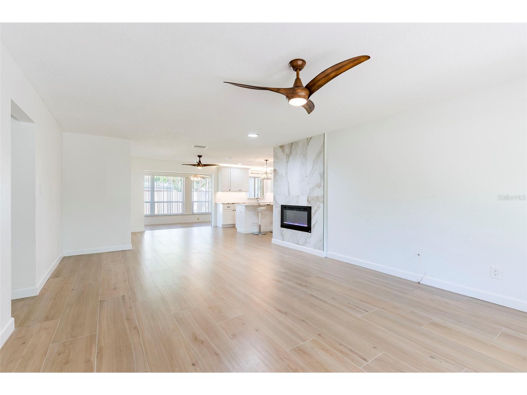 2019 Inner Circle S Saint Petersburg FL 33712 TB8367303 image9