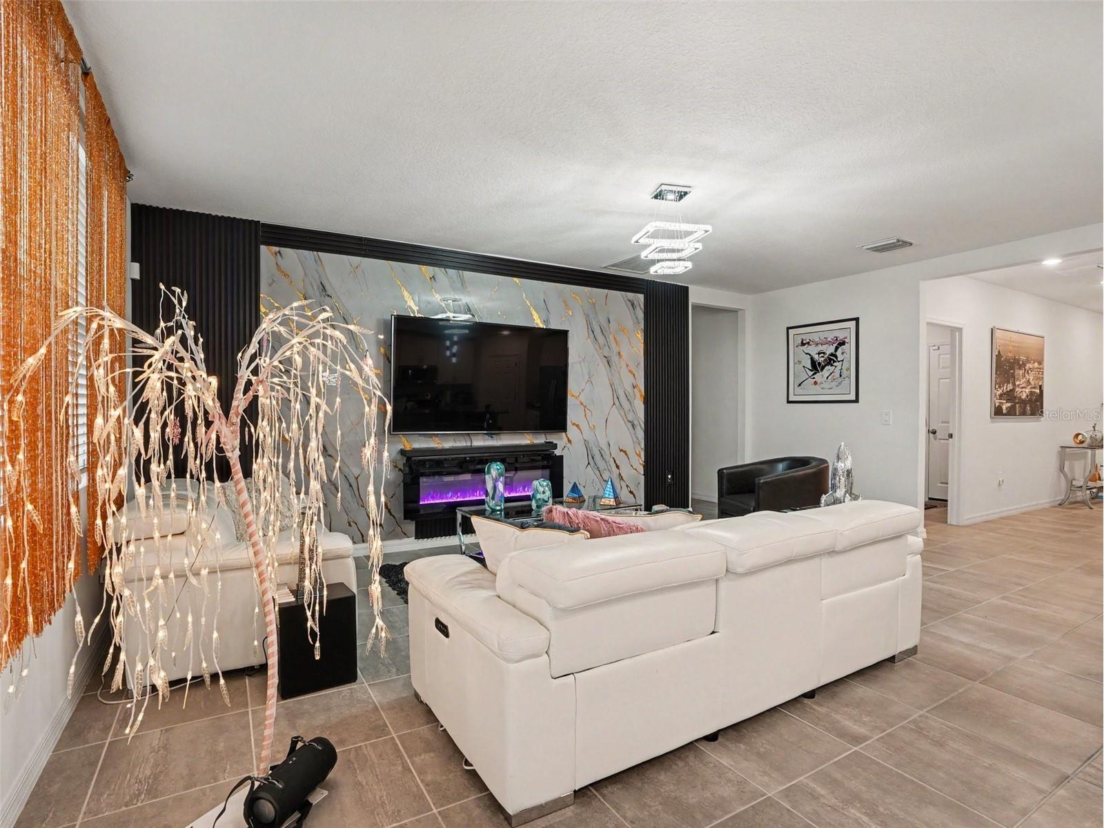 2019 Kingsmen Court Haines City FL 33844 TB8523154 image8