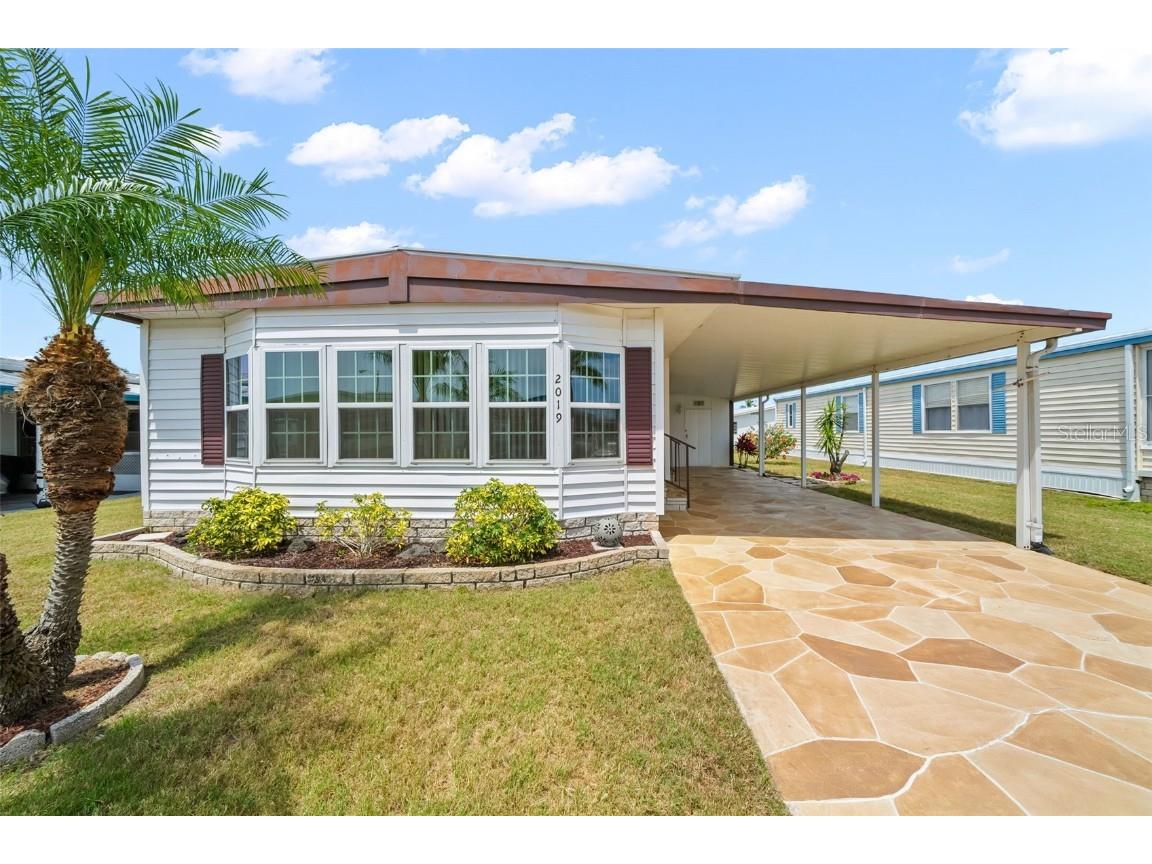 2019 Maui Drive Holiday FL 34691 T3444618 image1