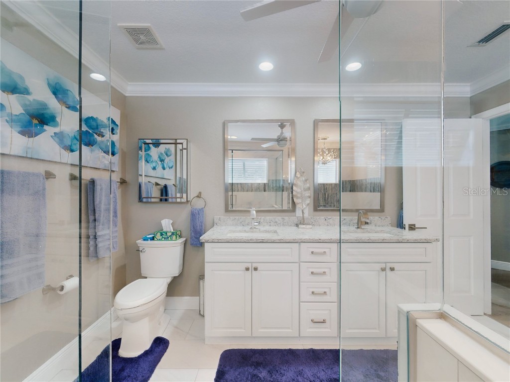 2019 S Riverside Edgewater FL 32141 - INTERACOASTAL WATERWAY NS1084177 image47