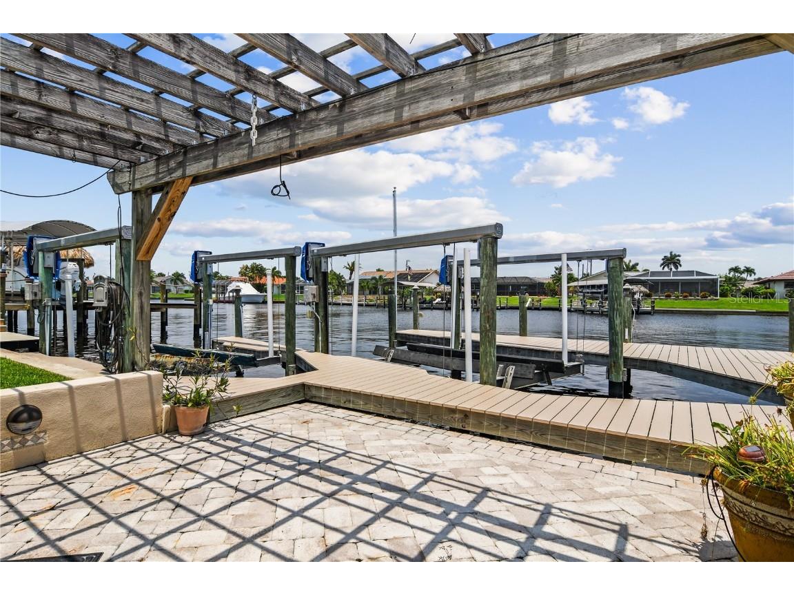 2019 SE 28th Terrace Cape Coral FL 33904 C7516100 image3