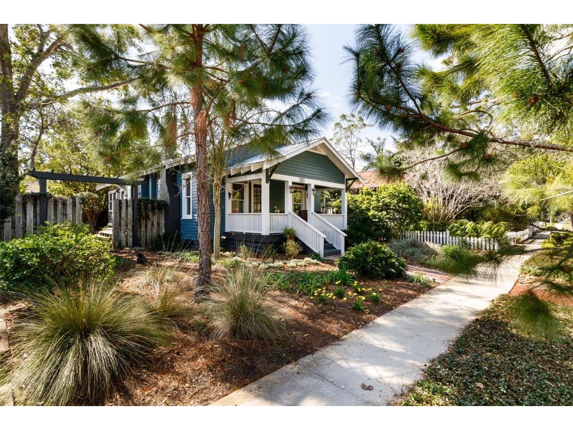 202 13th Avenue N Saint Petersburg FL 33701 U8190647 image1