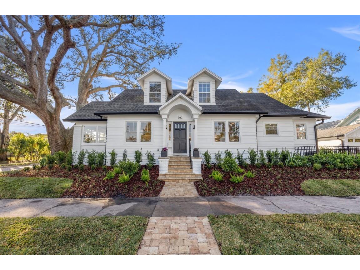 202 15th Avenue N Saint Petersburg FL 33704 U8229079 image1