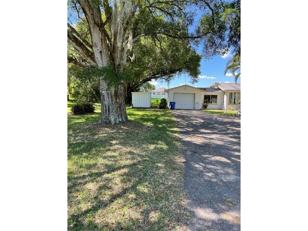 202 19th Avenue NW Ruskin FL 33570 T3422825 image1