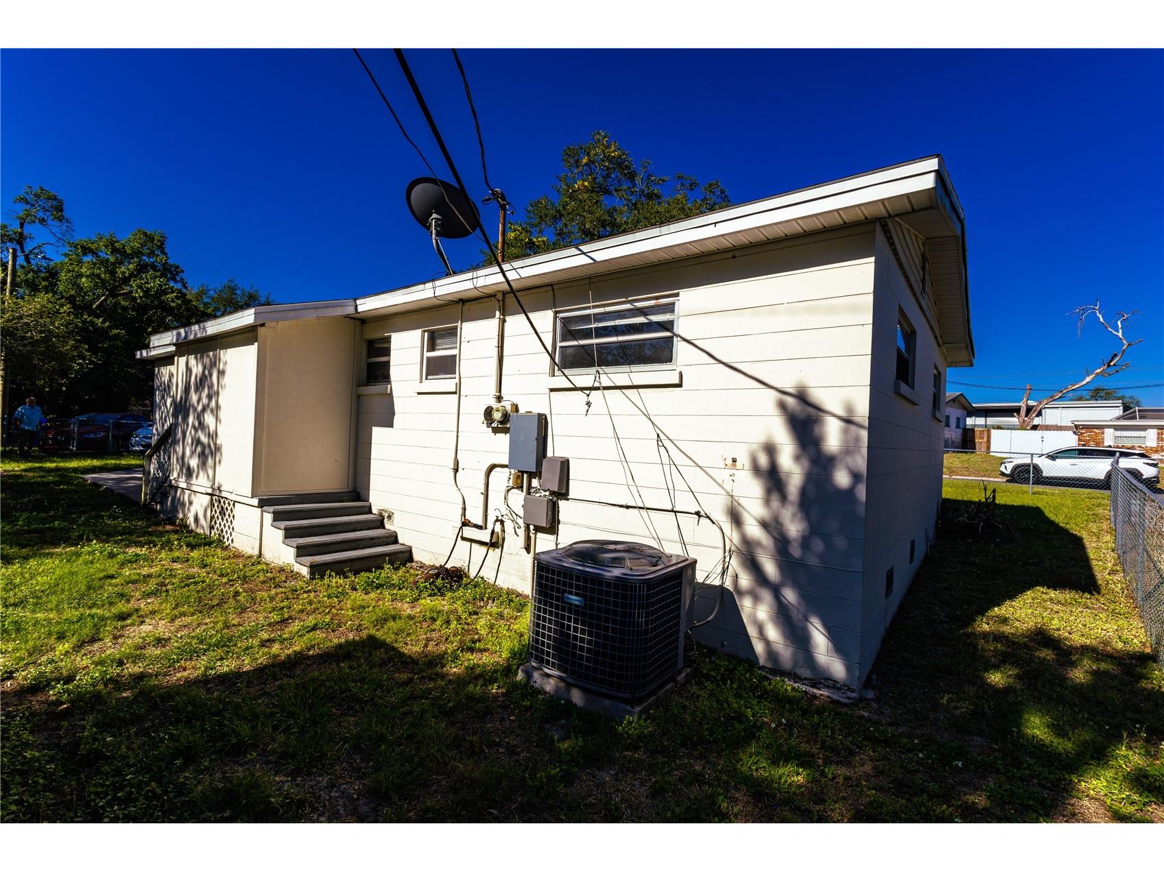 202 - 204 Orangeview Lane Lakeland FL 33803 L4961341 image7