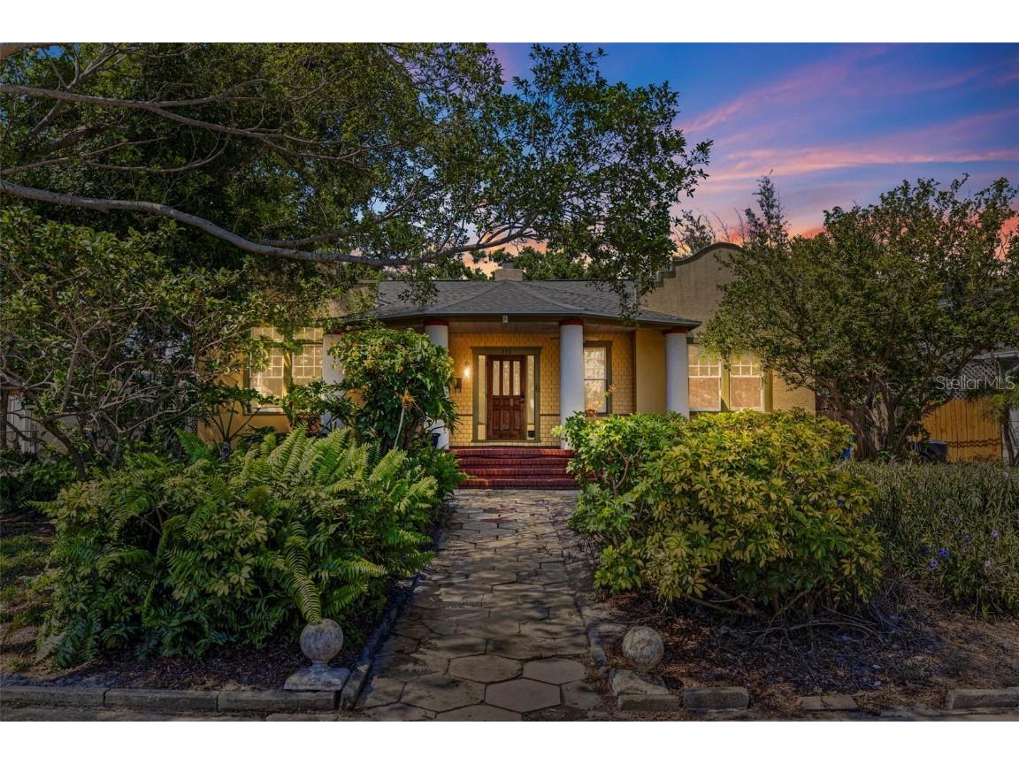 202 39th Avenue S Saint Petersburg FL 33705 TB8387193 image1