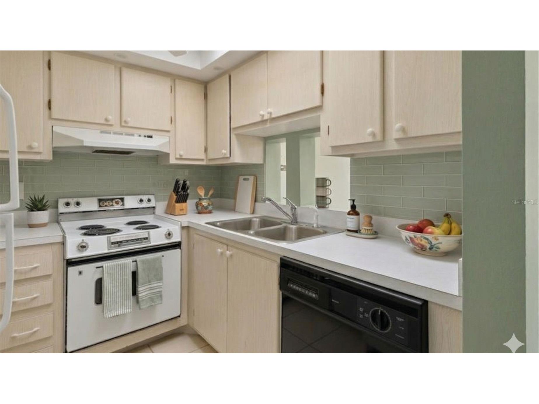 202 46th Avenue Terrace W #404 Bradenton FL 34207 A4689360 image19