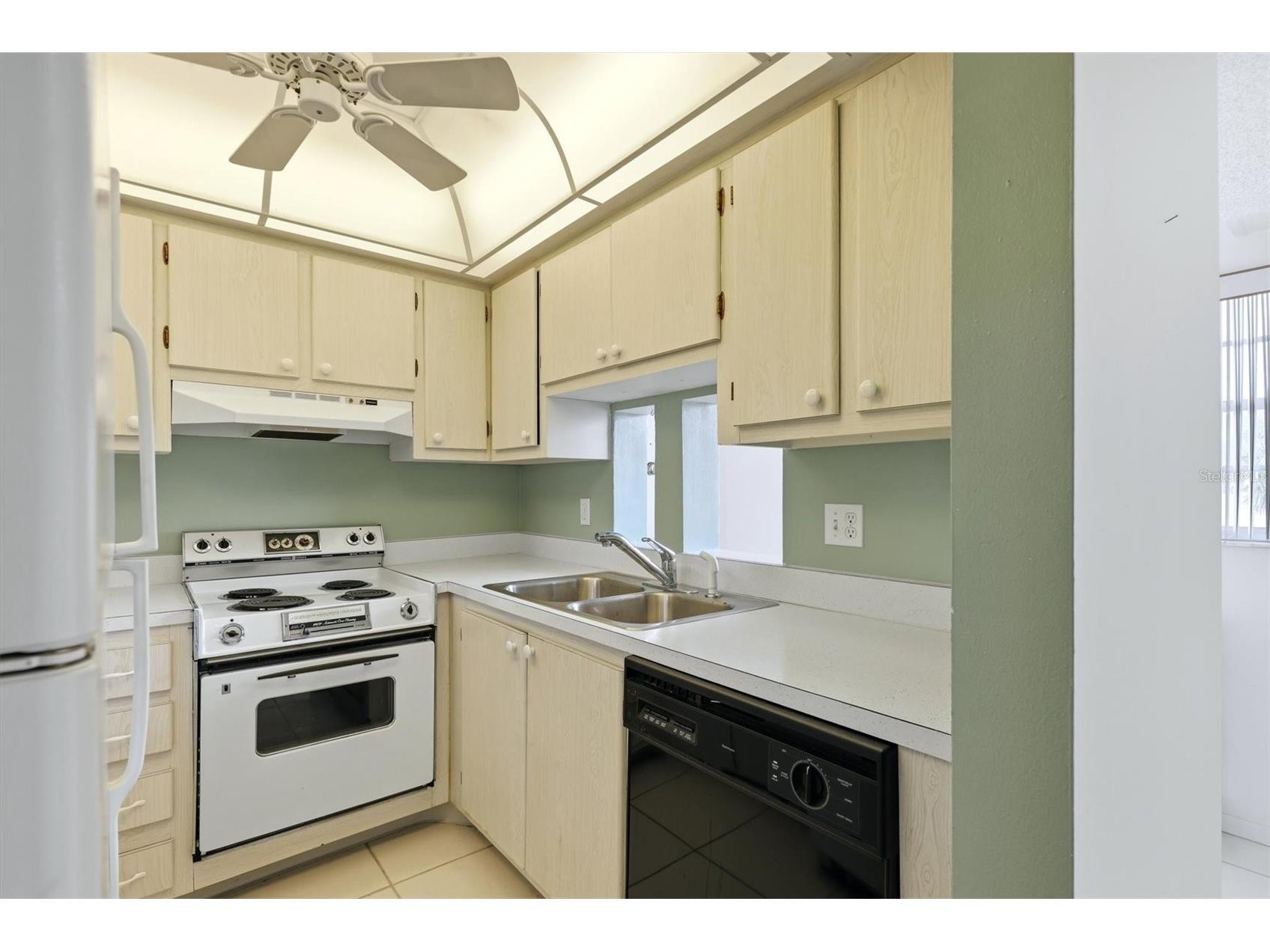 202 46th Avenue Terrace W #404 Bradenton FL 34207 A4689360 image20