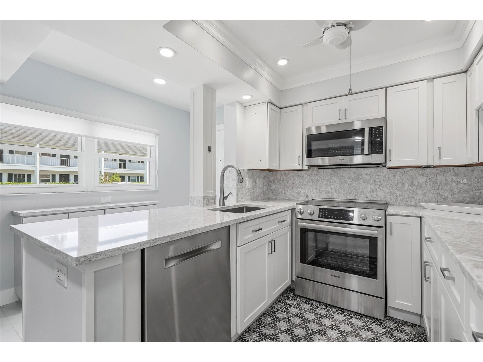 202 46th Avenue Terrace W #UNIT 209 Bradenton FL 34207 TB8525764 image6