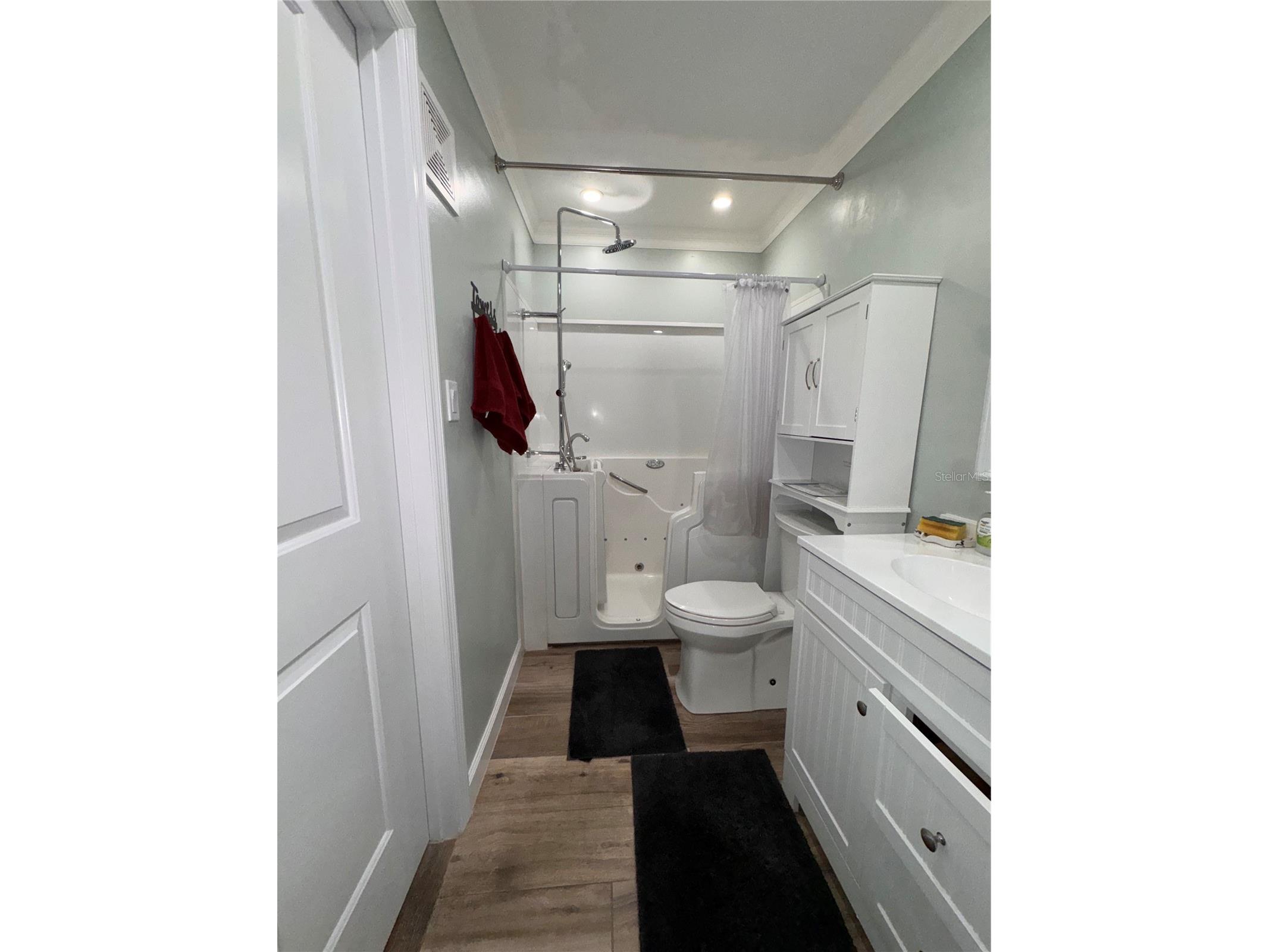 202 46th Terrace W #207 Bradenton FL 34207 A4694994 image8