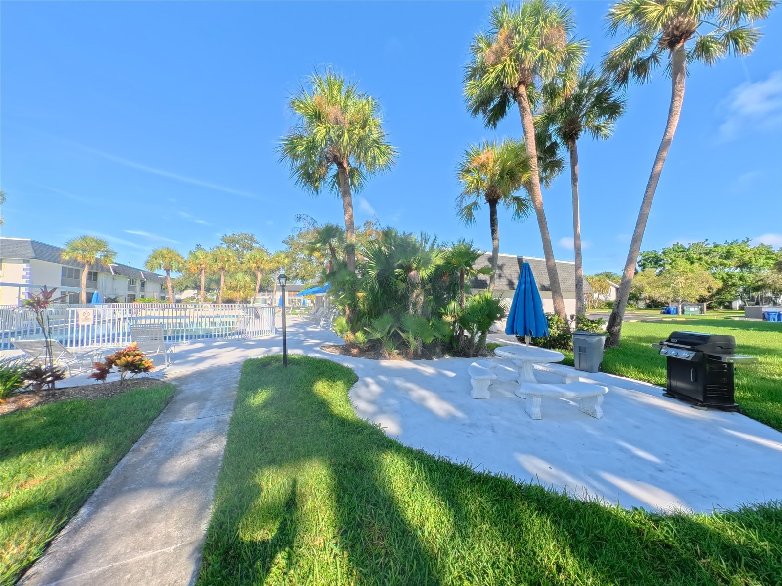 202 47th Avenue Drive W #332 Bradenton FL 34207 A4681109 image24