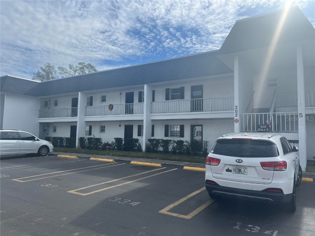202 47th Avenue Drive W #333 Bradenton FL 34207 A4673868 image1