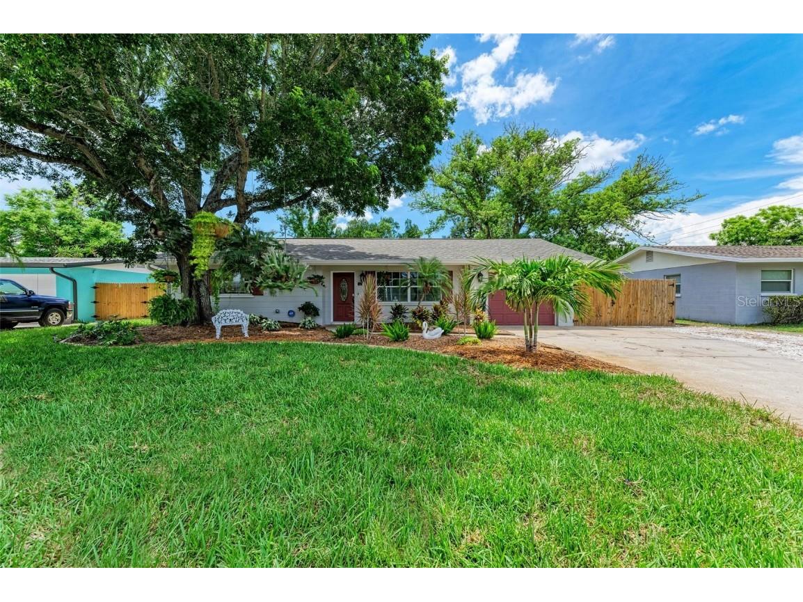 202 57th Street W Bradenton FL 34209 A4617269 image1