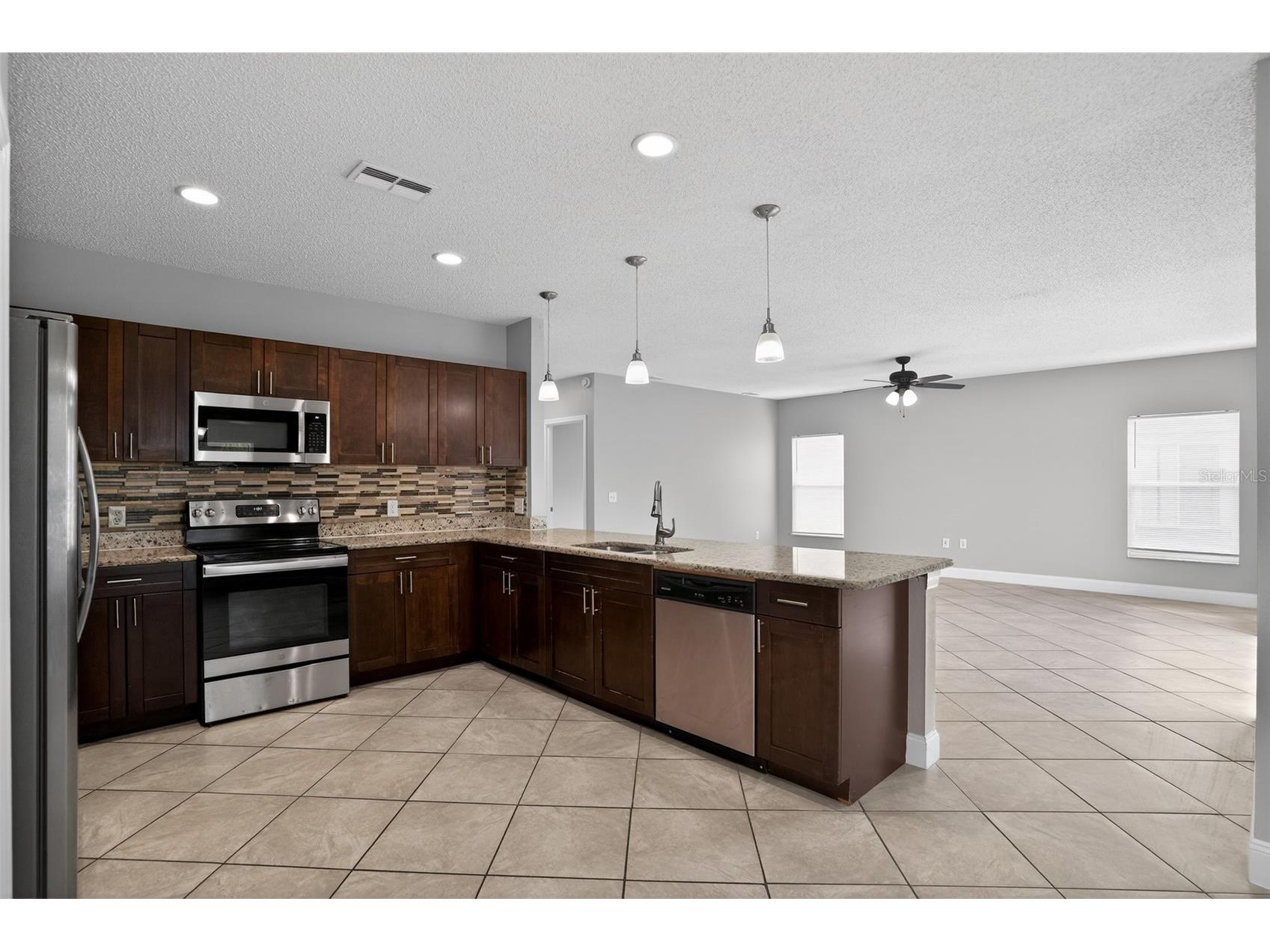 202 Amesbury Lane Kissimmee FL 34758 TB8496400 image12
