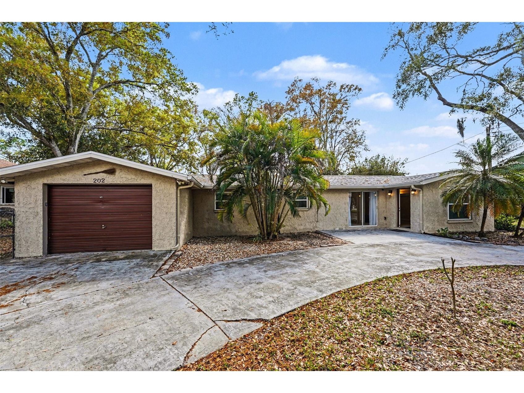 202 Arlington Avenue E Oldsmar FL 34677 TB8485006 image1