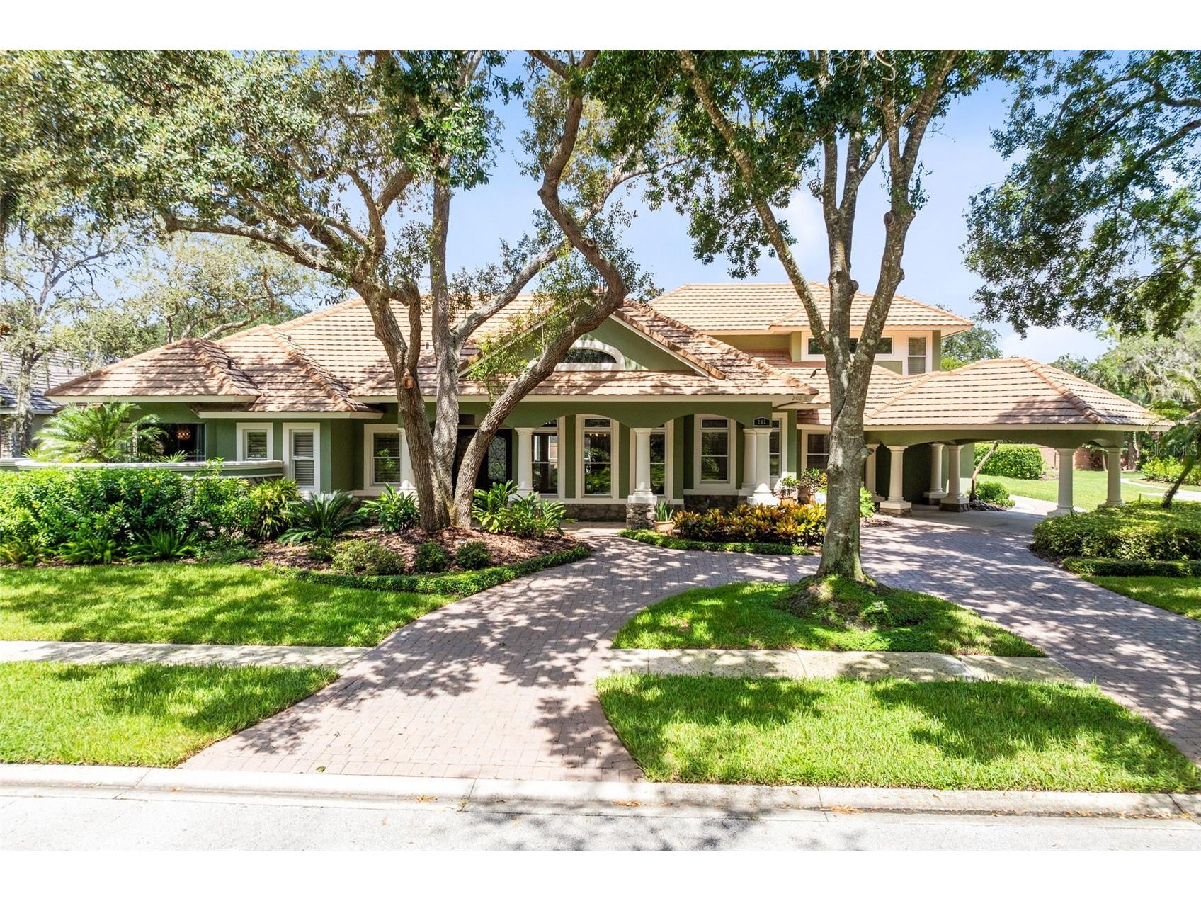 202 Arrowhead Court Winter Springs FL 32708 O6337777 image1