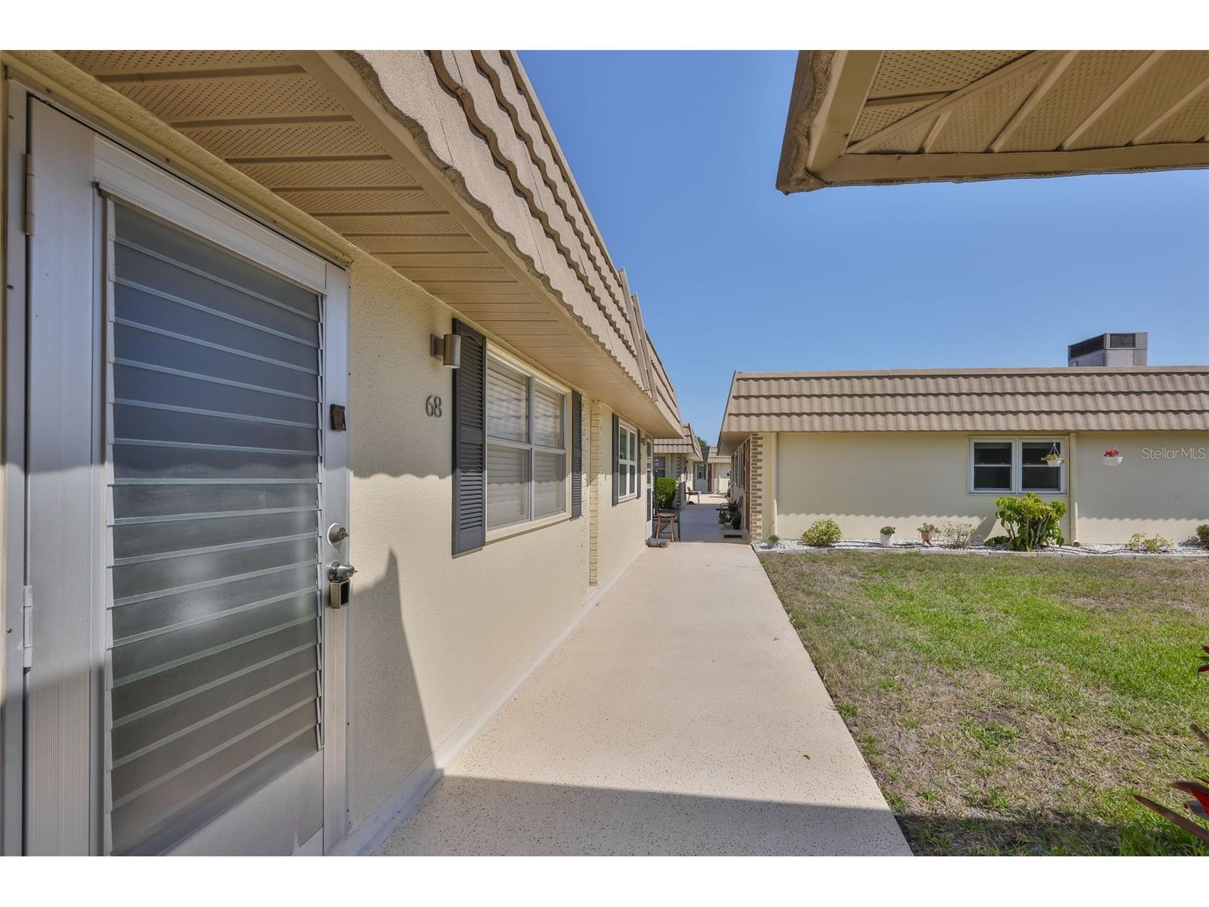 202 Bedford Street #68 Sun City Center FL 33573 TB8491703 image2