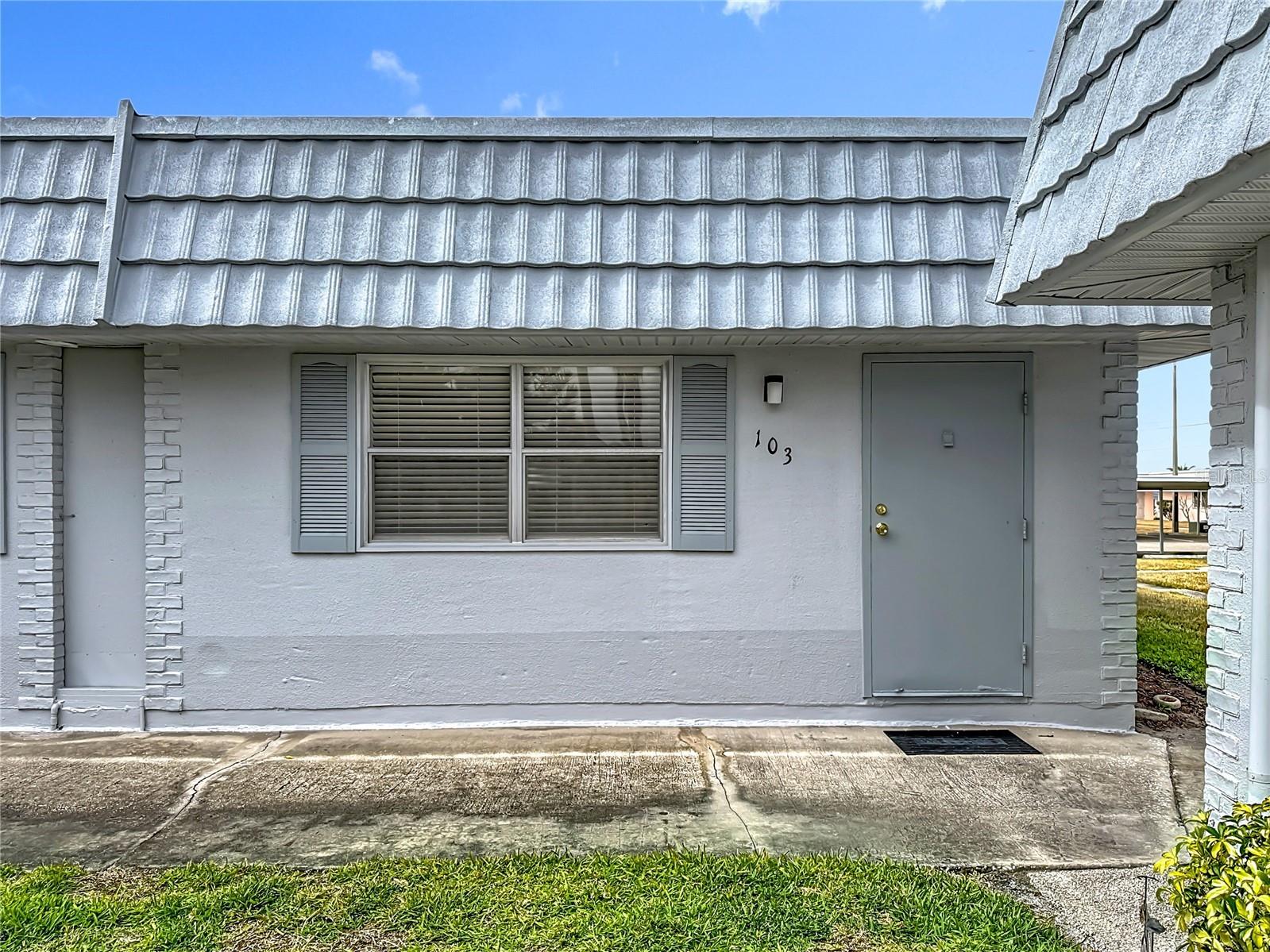 202 Bedford Trail #103 Sun City Center FL 33573 W7882946 image2